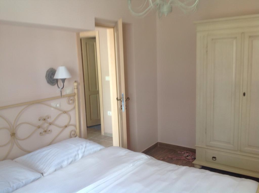 Apartment Provance Πούλα Δωμάτιο φωτογραφία