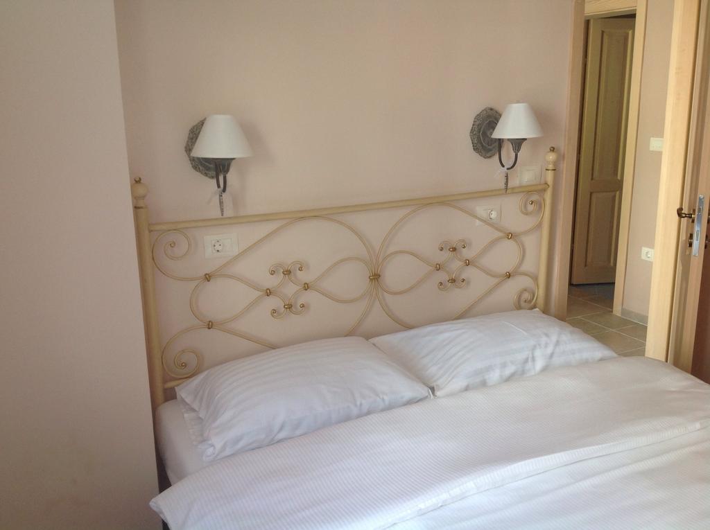 Apartment Provance Πούλα Δωμάτιο φωτογραφία